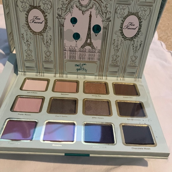 Too Faced La Petite Mason Dollhouse Box Eyeshadow Palette.  New!  Unswatched! - Picture 9 of 14